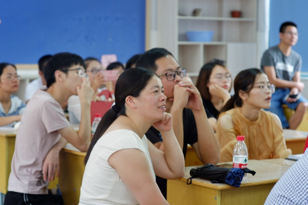 0827第二期教师培训 (14).jpg